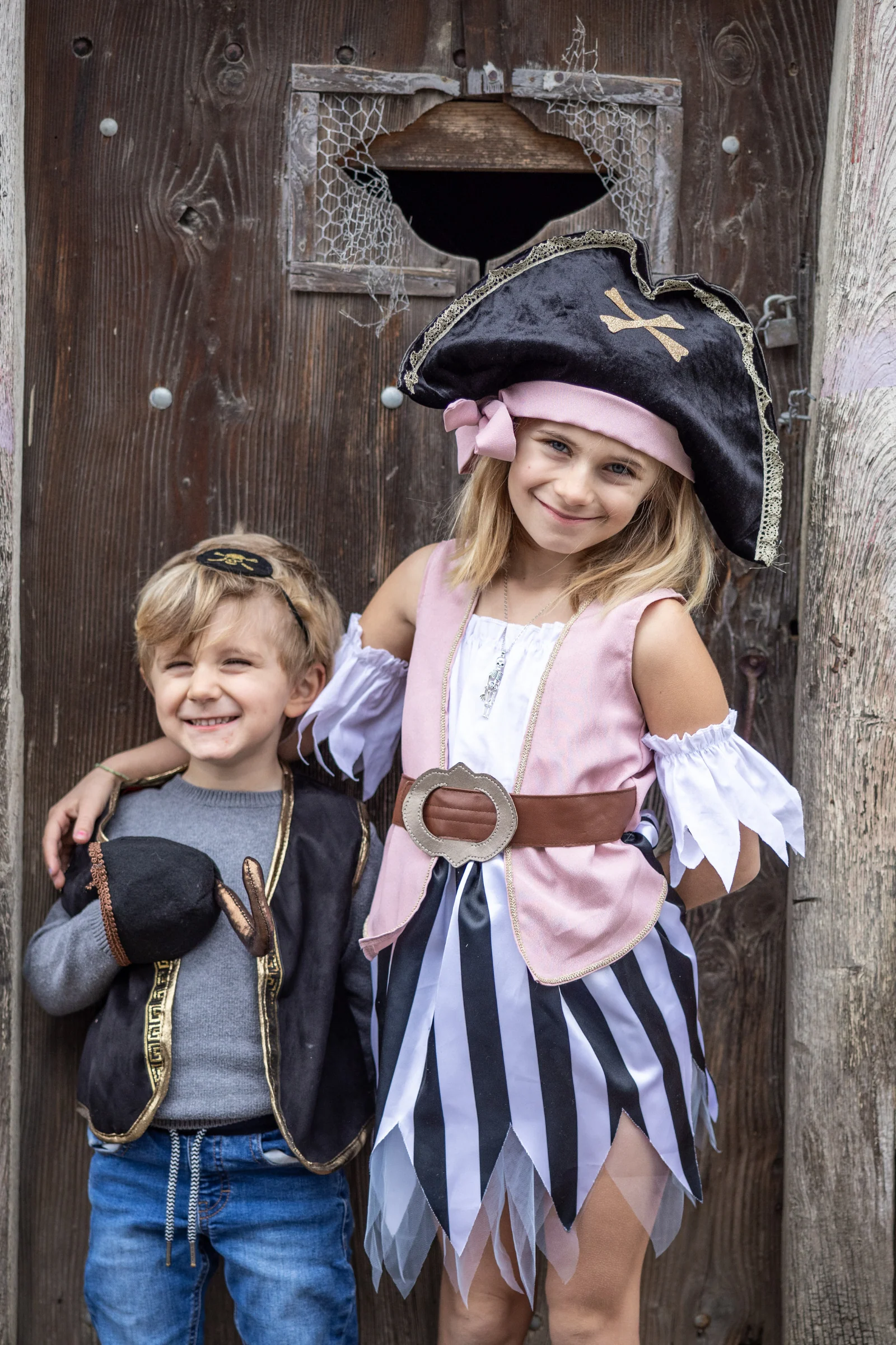 Kira the Pirate Girl - Image 2